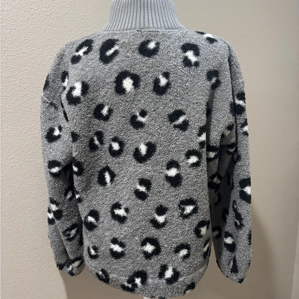 LOFT Gray Animal Print Sherpa Pullover - Picture 3 of 4